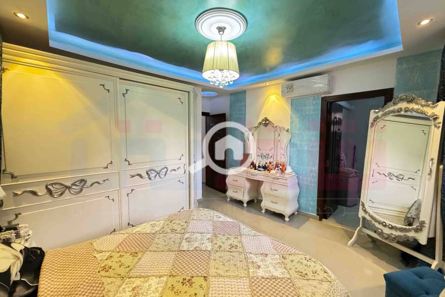 12 WhatsApp Image 2025-10-22 at 10.54. 35 PM (2). jpg