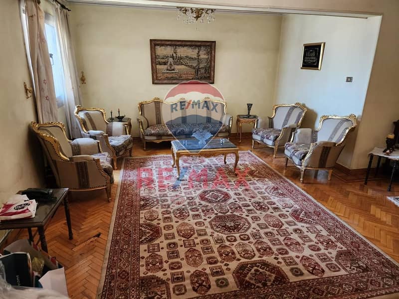 2 792d0446-d49f-42be-a244-8e73a0fd3eeb. jpg