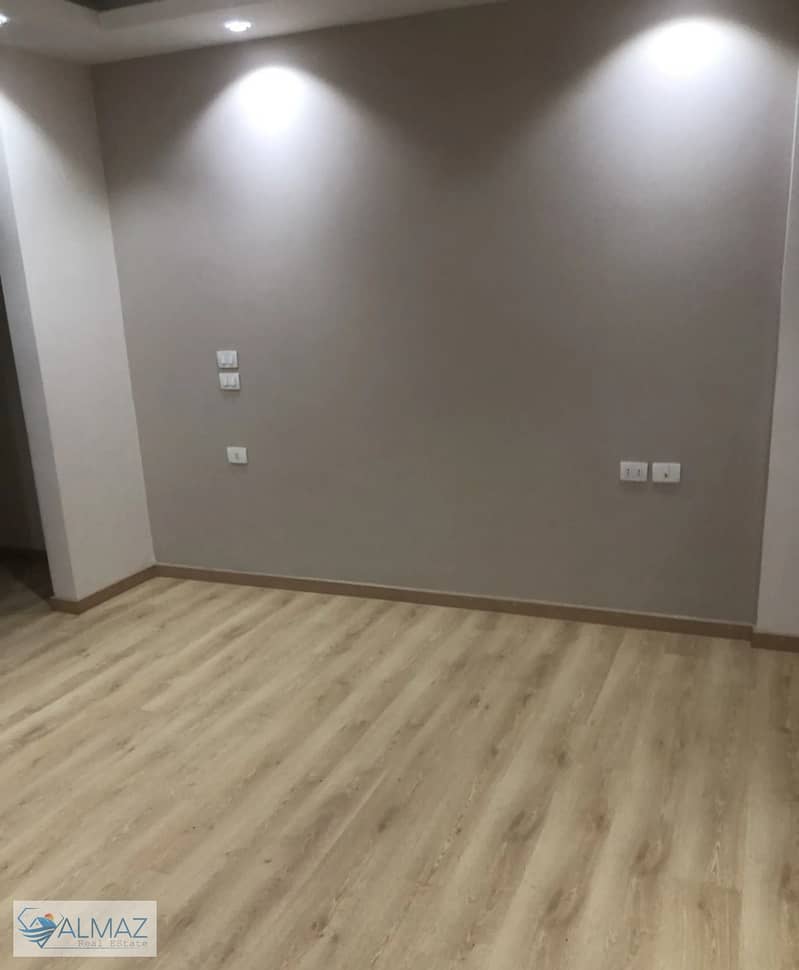 2 WhatsApp Image 2025-09-28 at 3.15. 37 PM (2). jpeg