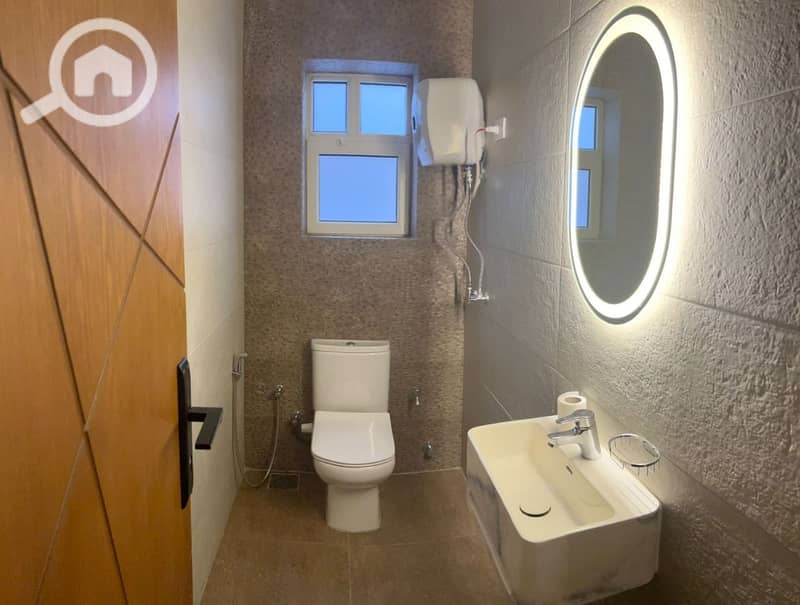 15 WhatsApp Image 2025-10-28 at 8.04. 21 PM. jpeg