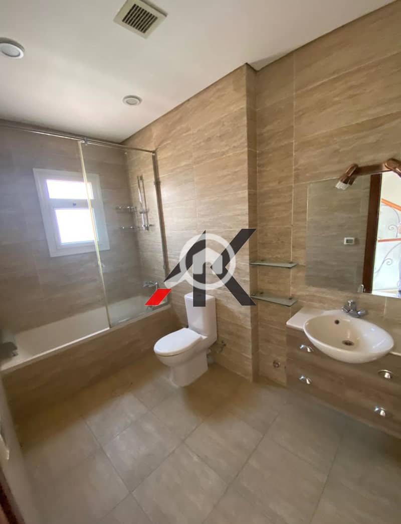 13 WhatsApp Image 2025-10-28 at 1.39. 48 PM (2). jpeg