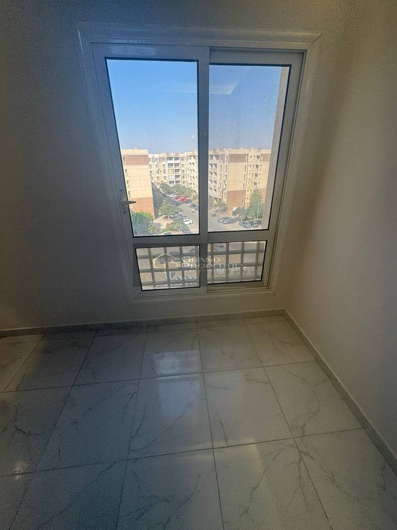 6 WhatsApp Image 2025-10-29 at 11.22. 36. jpeg