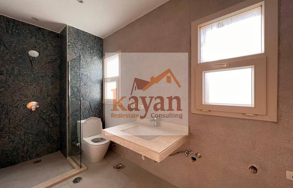 10 3315958a-a8ef-4acd-beae-206d20b50868. jpg