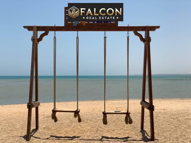 12 b1e52ceb-9217-4967-8daf-8ae684931616. jpg