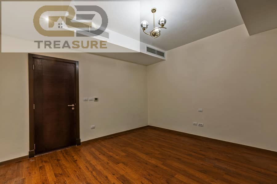 4 WhatsApp Image 2025-10-29 at 11.55. 16 AM (2). jpeg