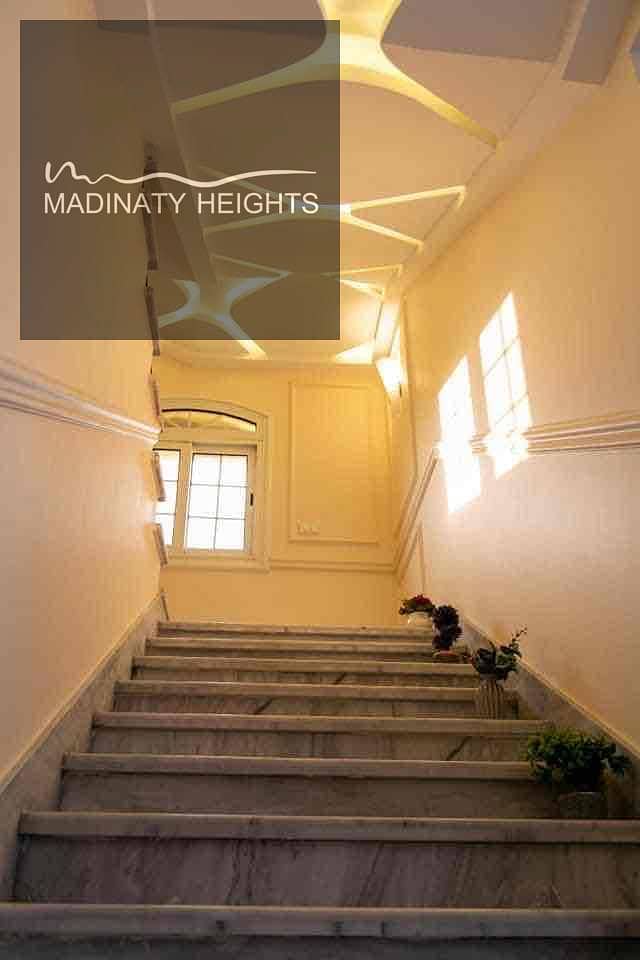 19 f94118fe-9c63-4c7e-91b0-fab3d6789485. jpg