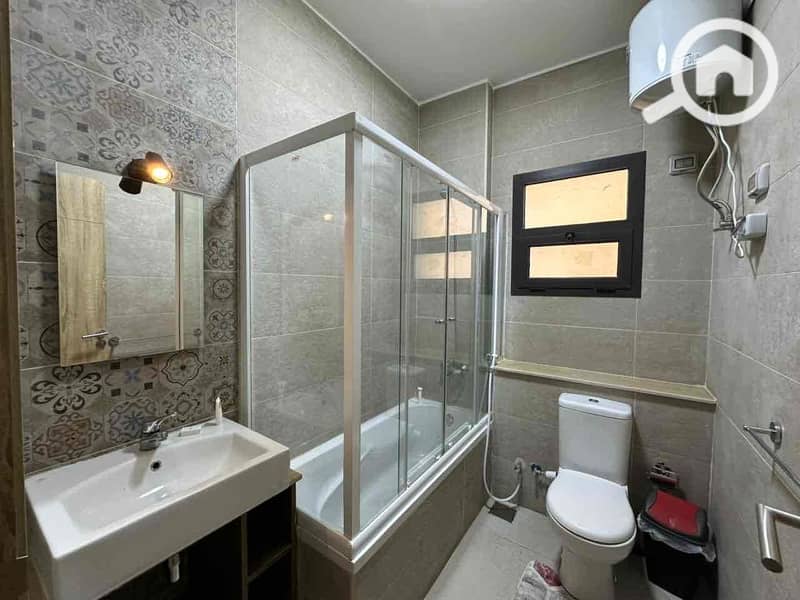 7 33be59cd-9335-4bdc-9b91-4d05b66270ba. jpg