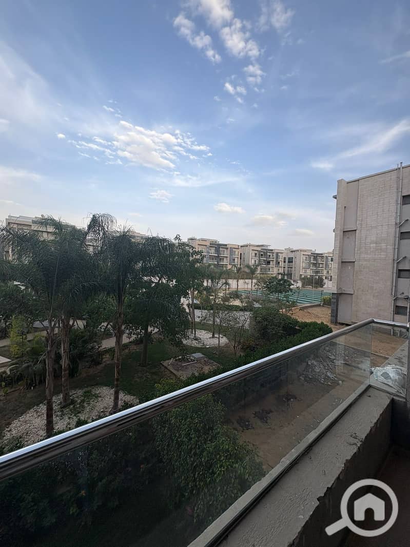 11 WhatsApp Image 2025-10-28 at 17.35. 35_8926af2d. jpg