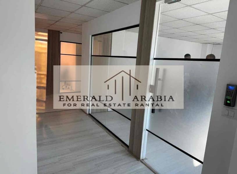 8 26126bdd-e2e2-49b5-bfac-fb2a5fd1f57f. jpg