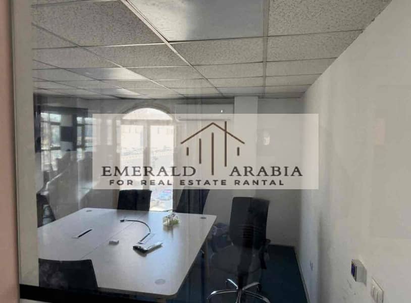 10 3cd7eaa7-39dd-4038-a58e-c23afb7cdf87. jpg