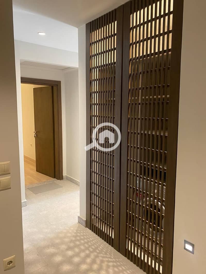 10 WhatsApp Image 2025-10-28 at 15.54. 16_a2e2eb8b. jpg