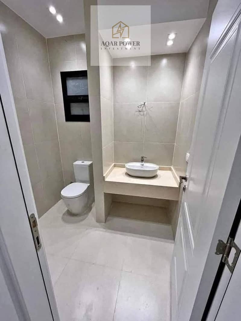 4 8351ef59-68f1-47ae-98c3-d6405a9cdcd9. jpeg