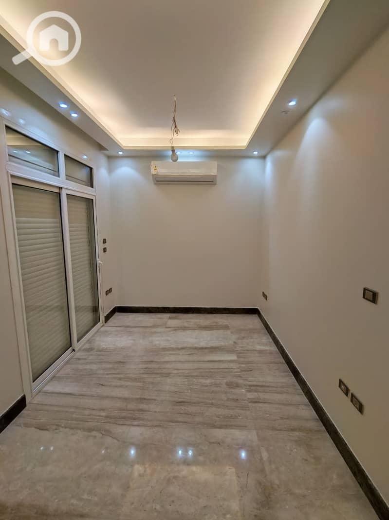 6 WhatsApp Image 2025-10-28 at 2.04. 19 PM. jpeg