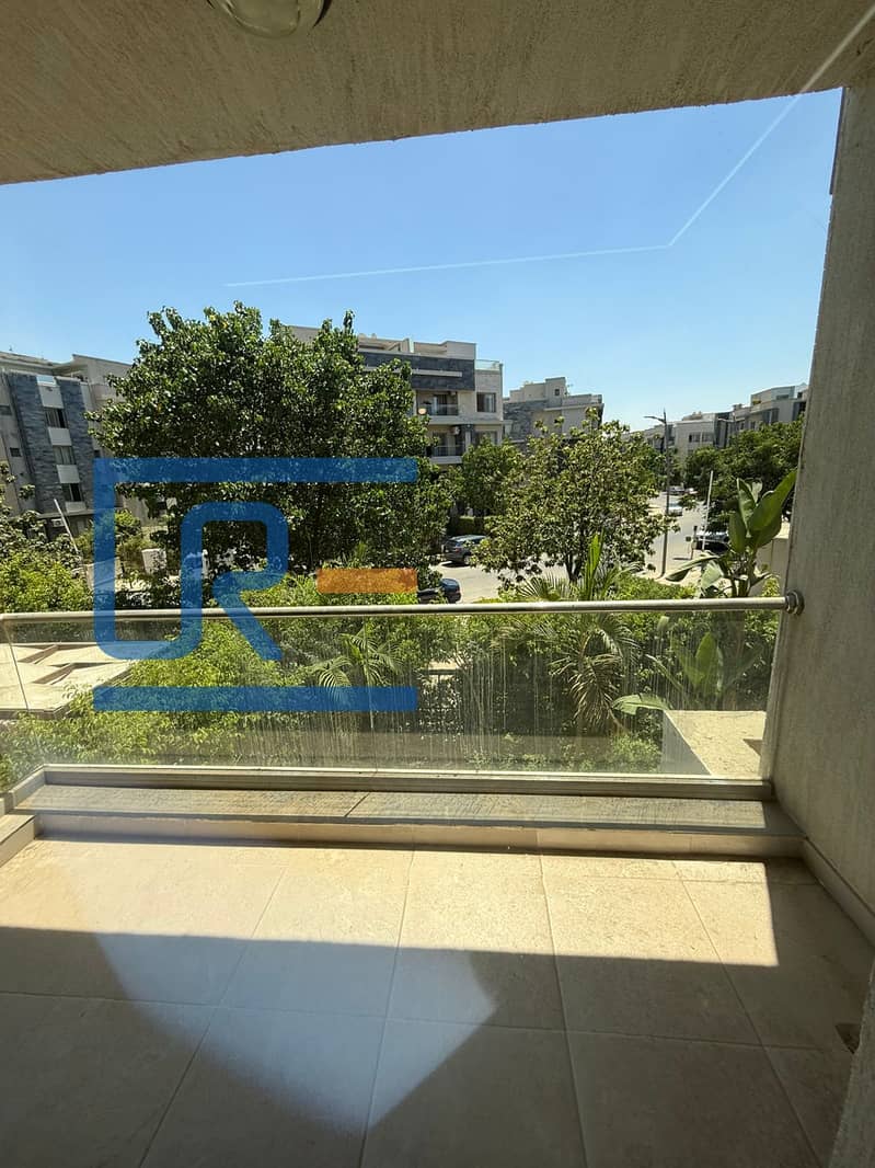 2 89ebffae-7ec7-454d-93bd-ce962412516c. jpeg