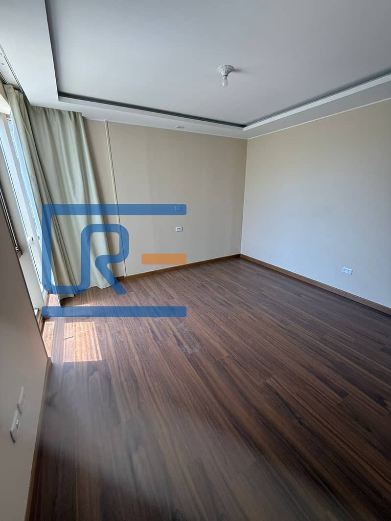 9 ae9c7cb1-bf87-4fee-a607-1bbc4e593f23. jpeg