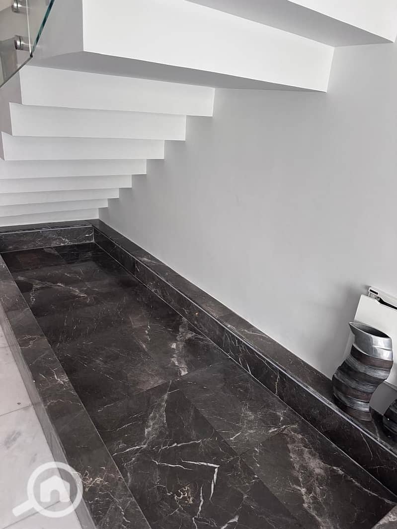 14 WhatsApp Image 2025-10-28 at 18.16. 09_a5f72ec2. jpg