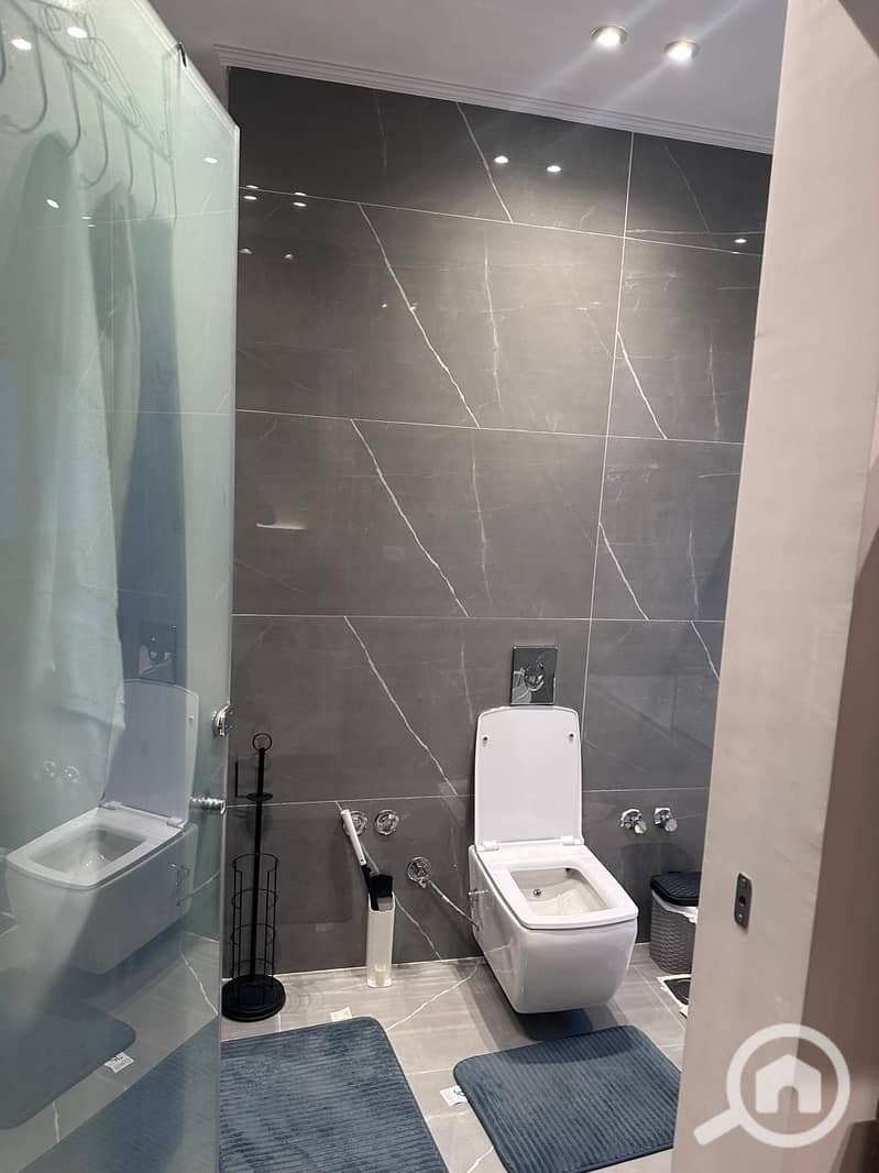 22 WhatsApp Image 2025-10-28 at 18.16. 10_62edc3cb. jpg