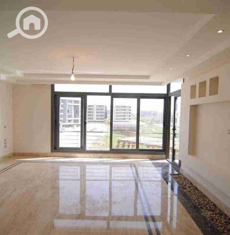 1000450842. jpg 1000450842. jpg