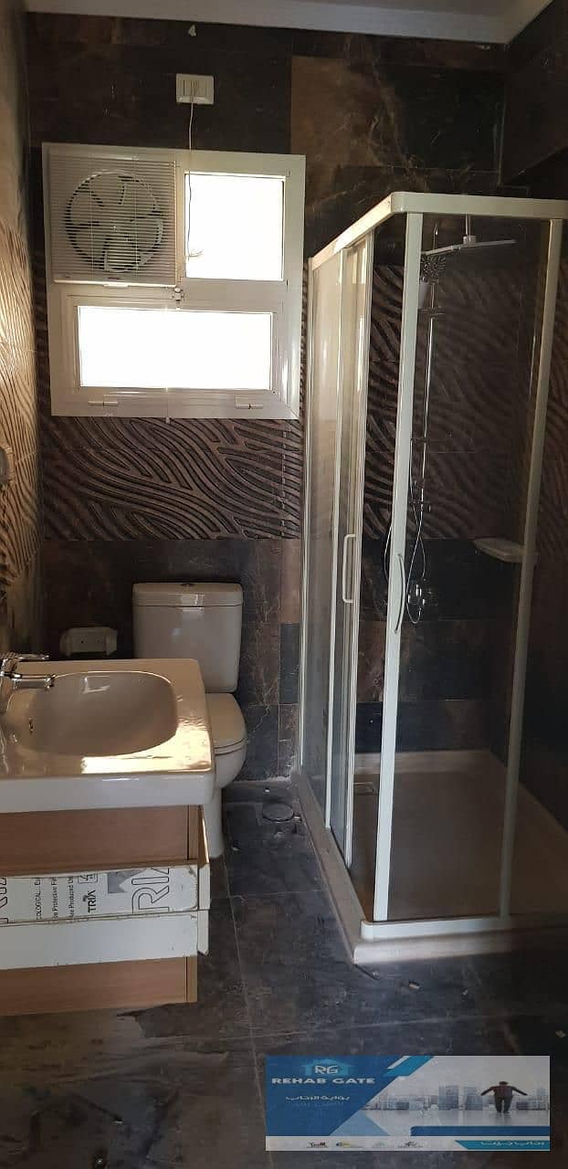 13 f743a364-4f65-4e50-b280-082fcde18cc9. jpeg