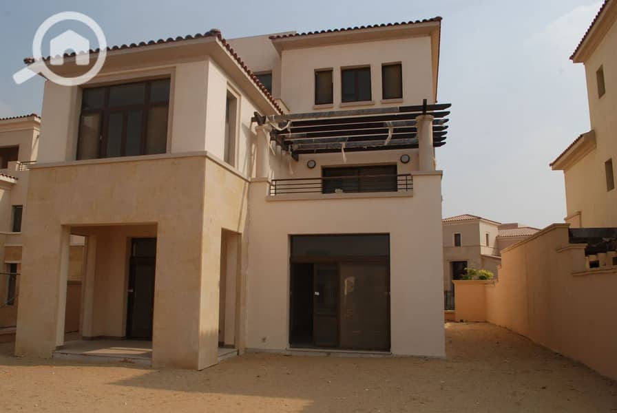 3 WhatsApp Image 2025-10-29 at 12.48. 03_2989b686. jpg