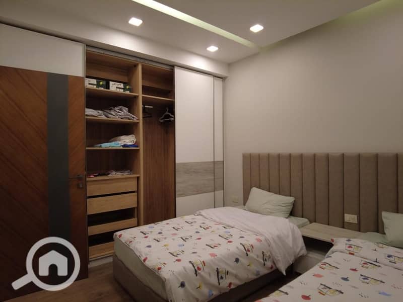 4 WhatsApp Image 2025-10-23 at 11.32. 19 AM (2). jpeg