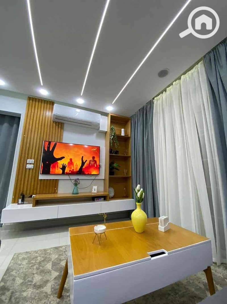 4 7a731dab-174e-48a2-9619-af68867a8cba. jpg