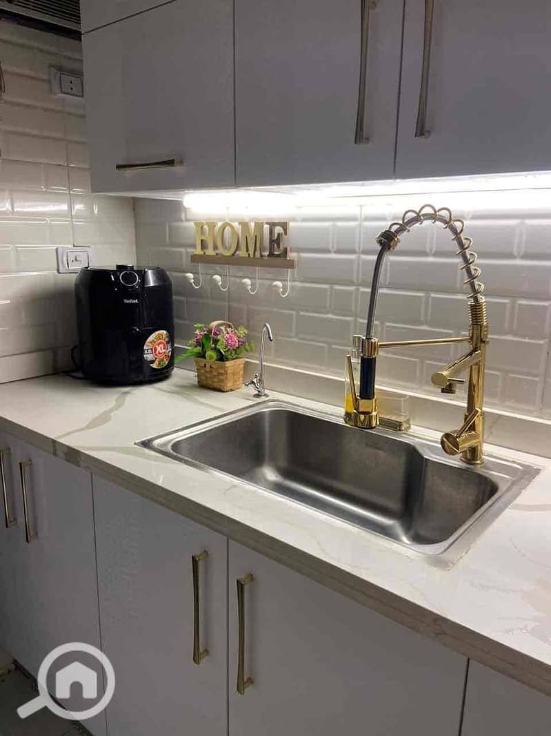 6 c44bf47d-3495-4d39-8f7a-238678b4a17a. jpg