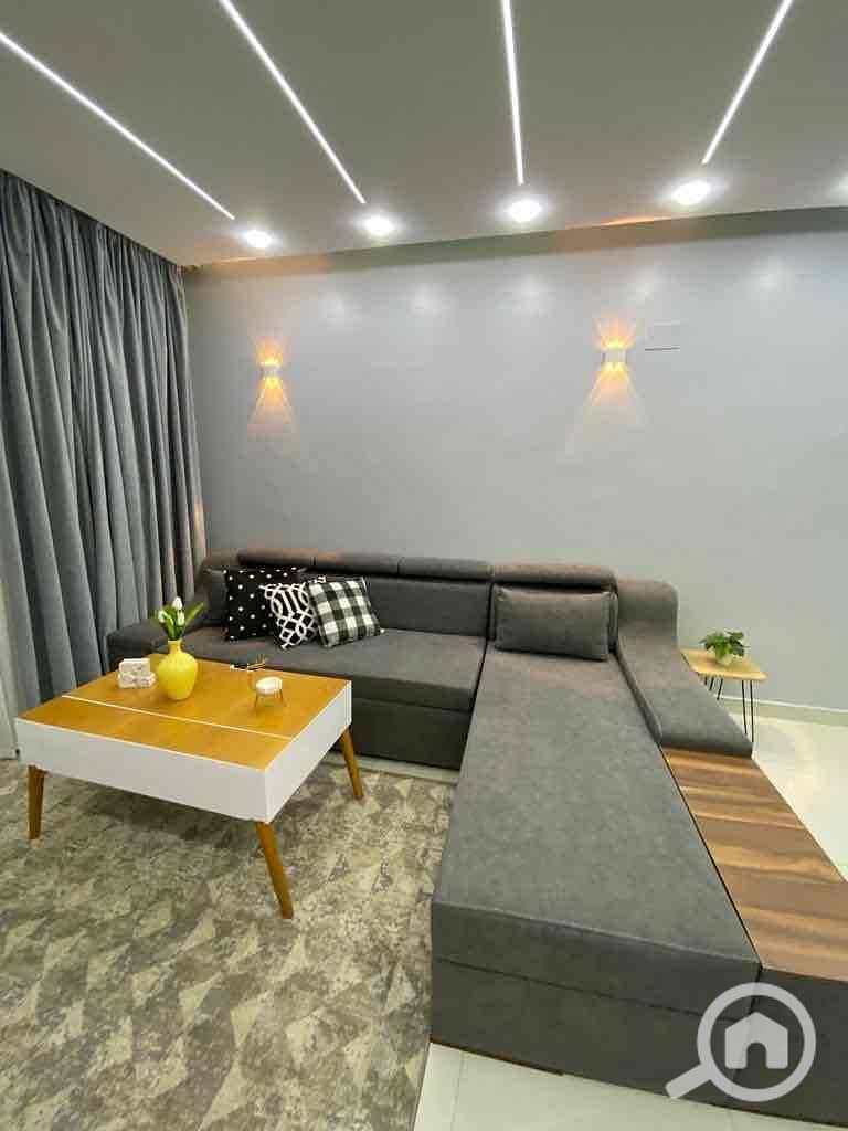 7 d037c0c9-1b27-4977-bbb5-2f11790b6258. jpg