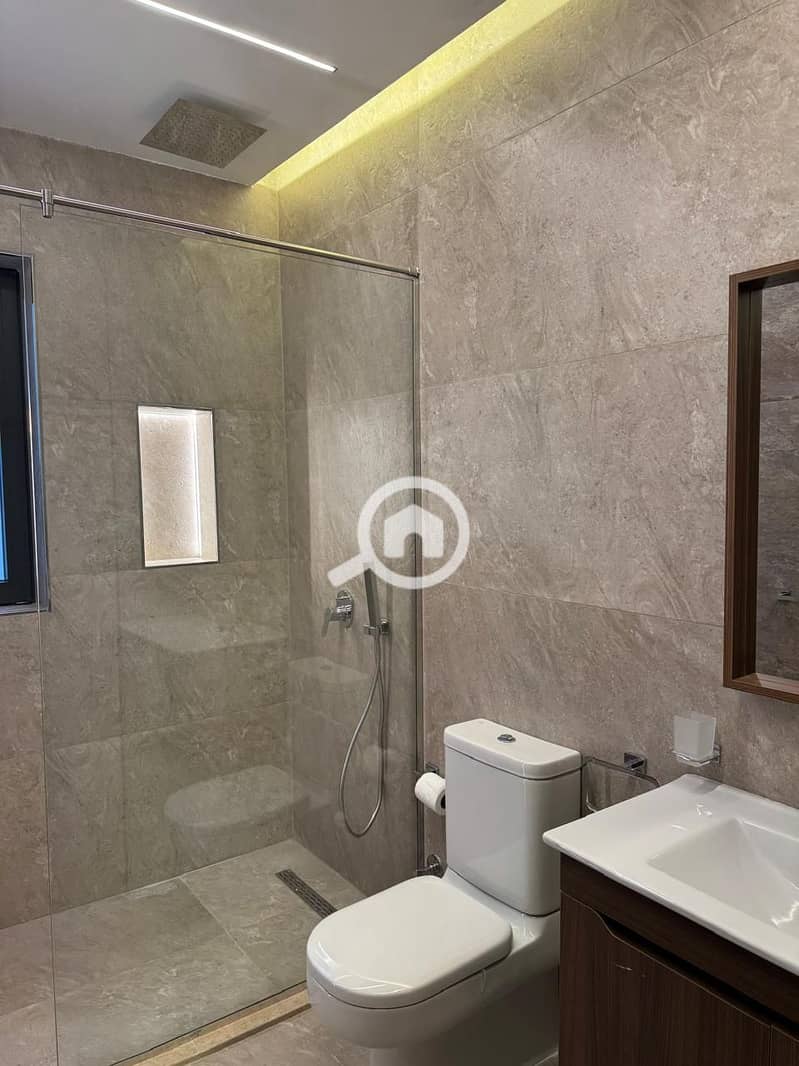 8 WhatsApp Image 2025-10-29 at 12.47. 58 PM. jpeg