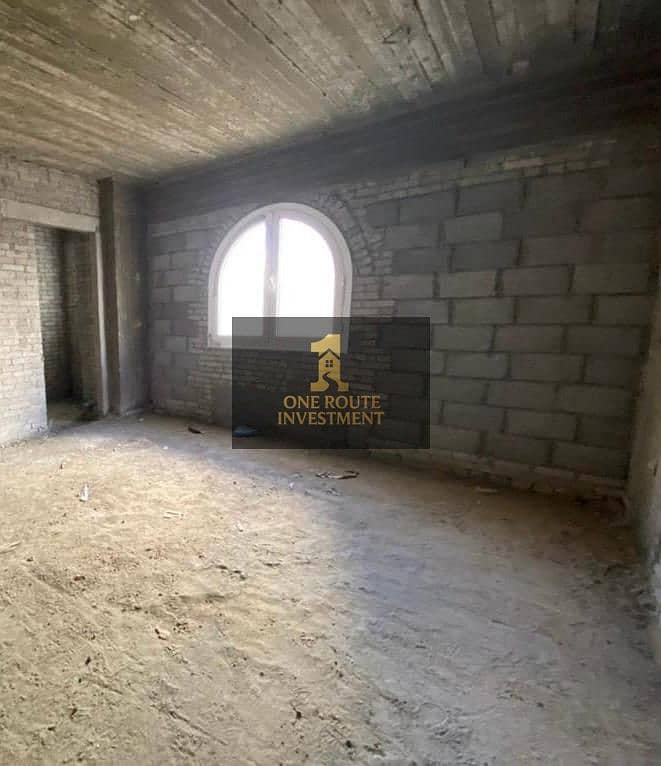 2 WhatsApp Image 2025-09-28 at 1.04. 58 PM. jpeg