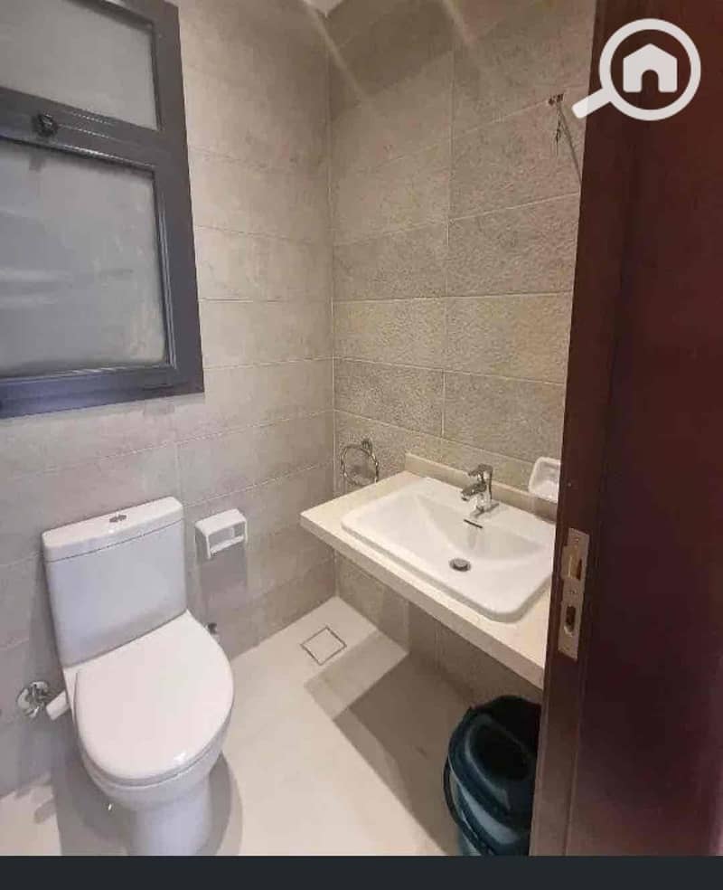 6 59757d02-5028-4a9b-aa74-e3be5d7a936e. jpg