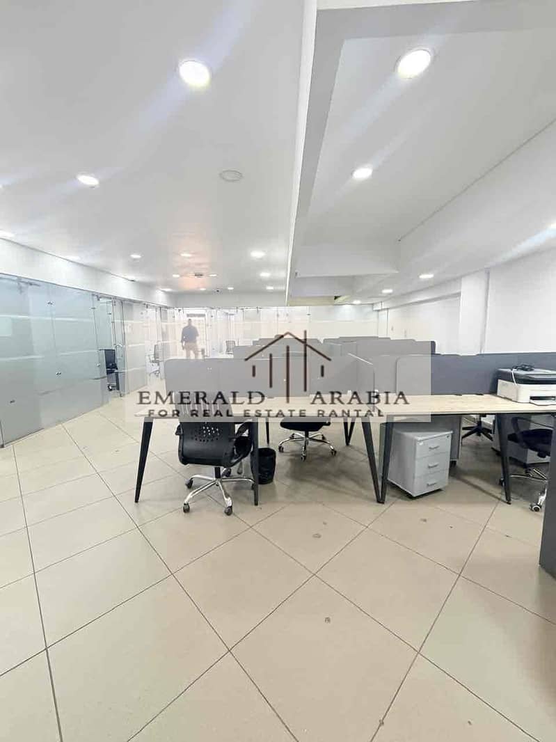 2 5d155e05-b9c5-461d-82d0-c1b1f956d3e5. jpg