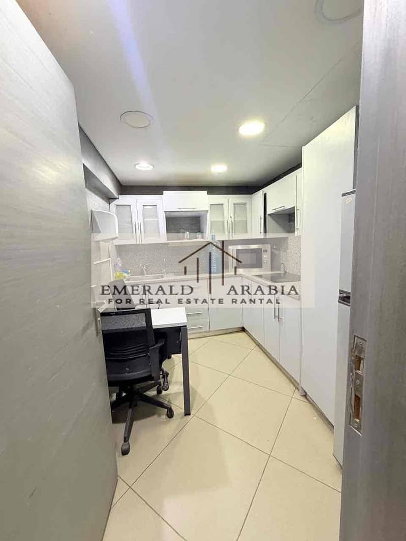 5 c66dd81d-8a4f-45f8-9761-9e423d47d6f7. jpg