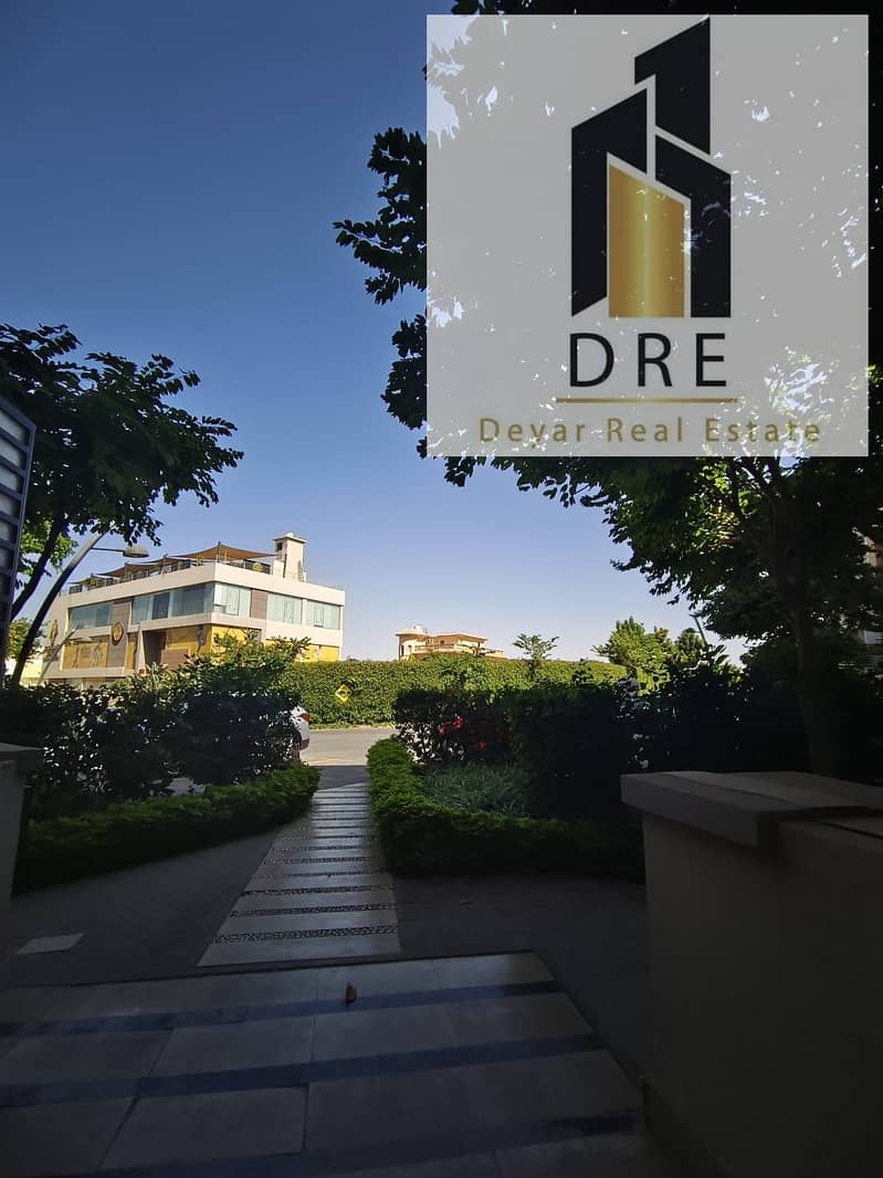 8 c27a1cc4-44f0-4aea-8e10-ba565c613240. jpg