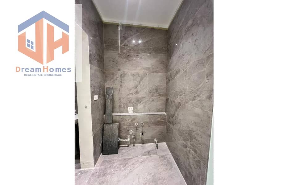 10 WhatsApp Image 2025-10-11 at 4.21. 20 PM. jpg