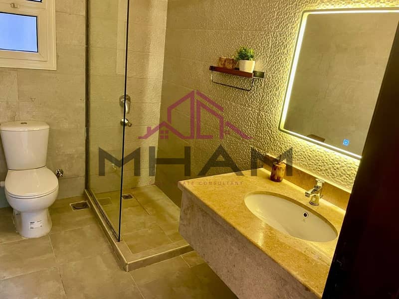 13 photo_5769199320275028758_y. jpg