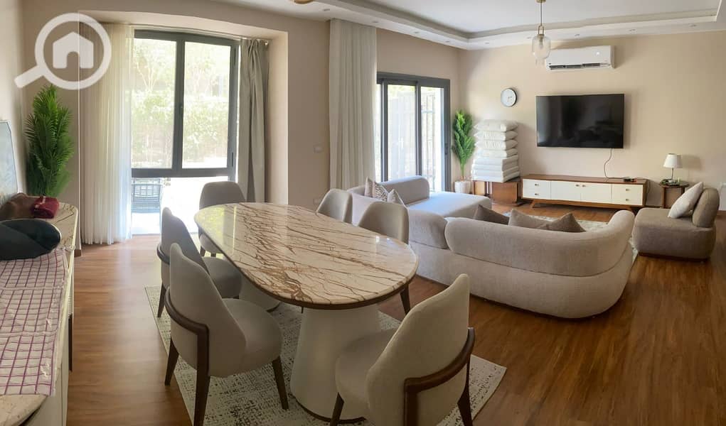 2 995465eb-ed8a-4d87-98bd-1fe9722cd125. jpeg