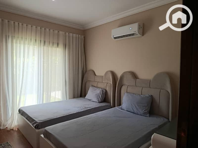 4 937f4cbd-dccd-410b-88fc-4856d19b8bb1. jpeg