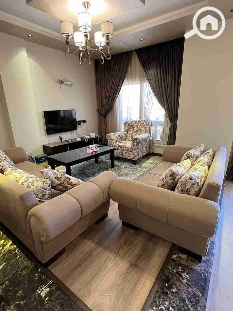 1000225486. jpg 1000225486. jpg