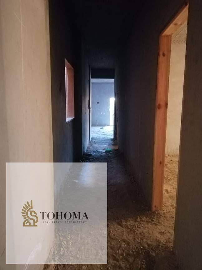 3 921c2e11-caf4-4adc-90e4-f2561ea71bf0. jpg