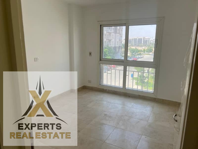 4 WhatsApp Image 2025-10-15 at 12.22. 52 PM (2). jpeg