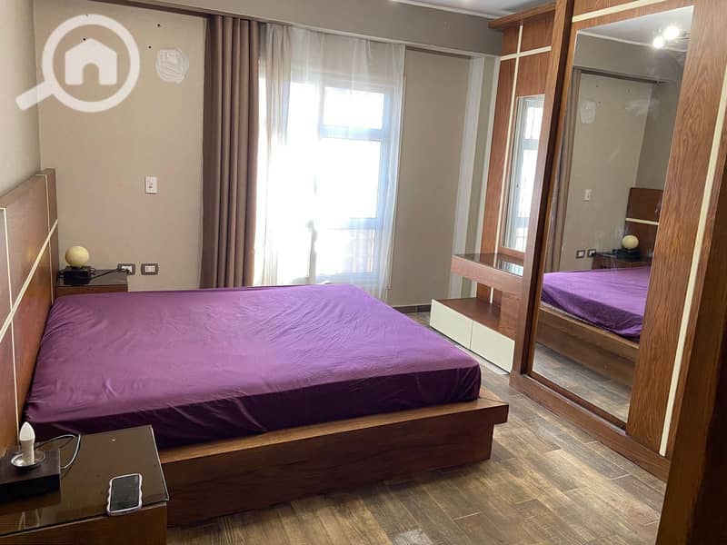 6 b9630fbf-bd49-4d32-aec6-d1ce87b6a7ea. jpeg