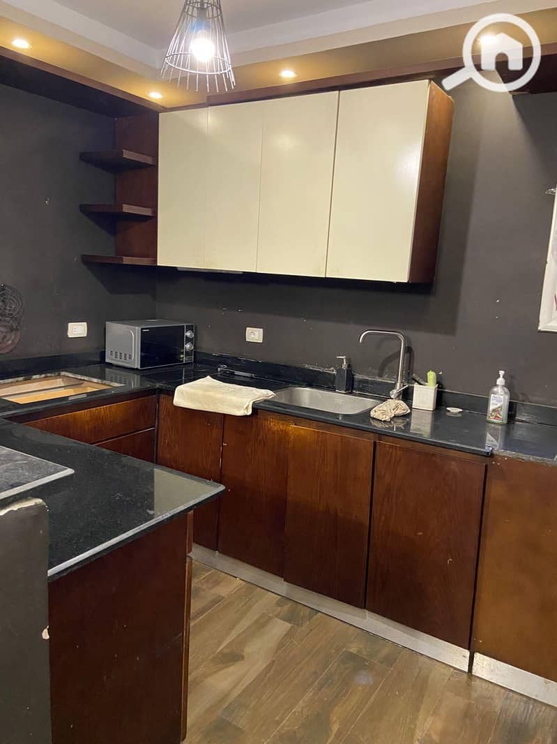 10 fc558735-0f42-441d-9cbb-ba9501a3c822. jpeg