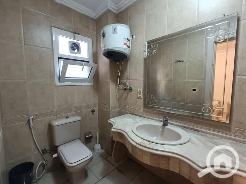 10 ac0bbcbc-f9ba-42aa-ad33-75e6c4e9a9e4. jpg