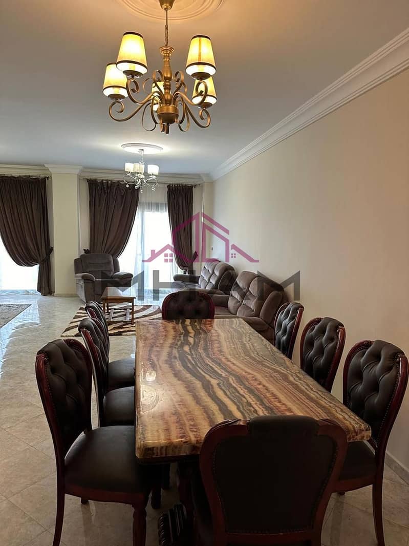 2 photo_5766947520461344196_y. jpg