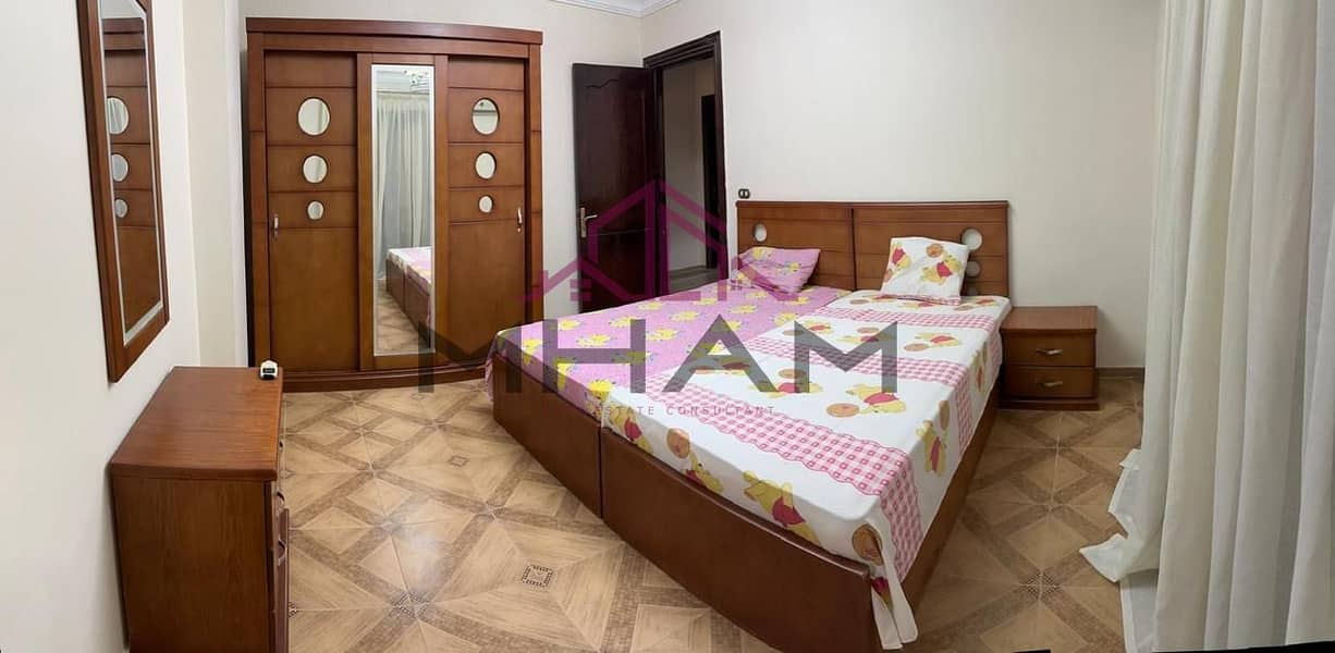 14 photo_5766947520461344200_y. jpg