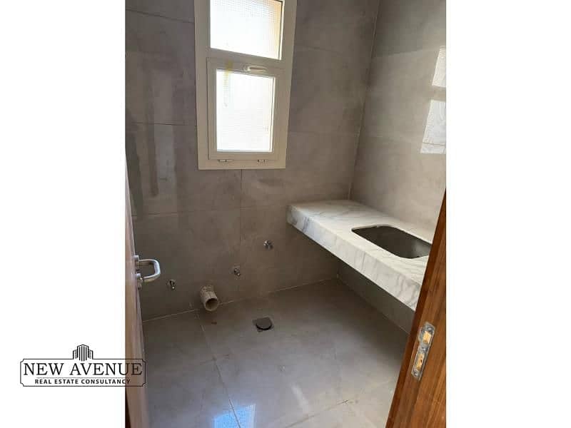 10 WhatsApp Image 2025-10-16 at 2.14. 34 PM (2). jpg