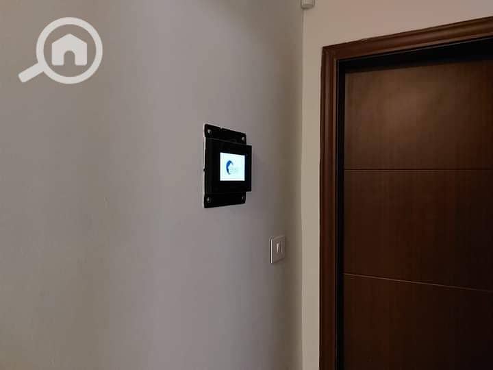 18 WhatsApp Image 2025-10-28 at 18.47. 35_014e7729. jpg