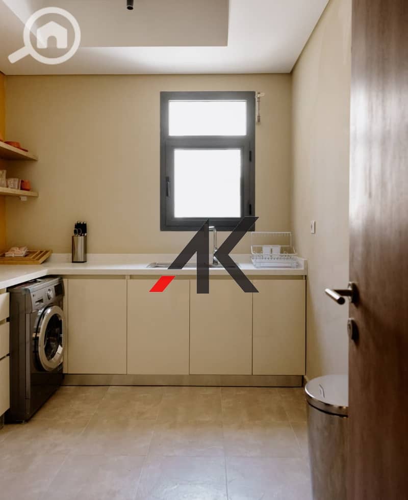 7 WhatsApp Image 2025-10-28 at 3.23. 41 PM (2). jpeg