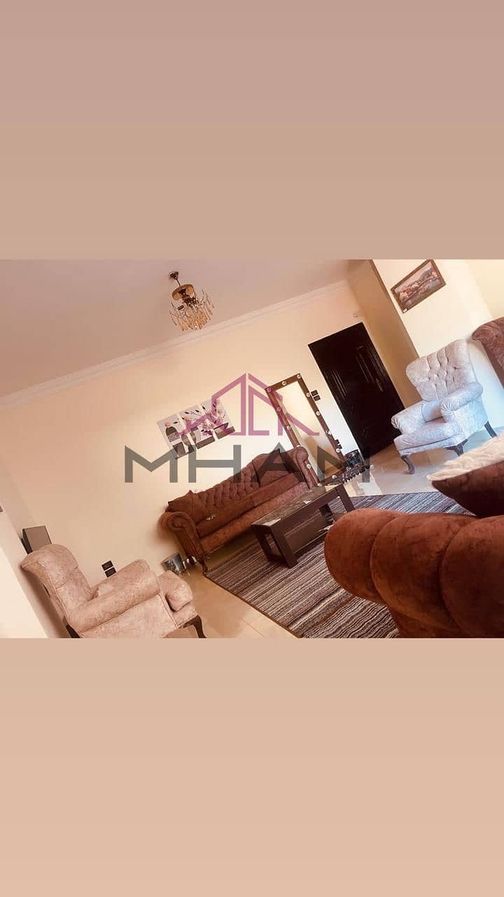 2 photo_5766947520461344177_y. jpg